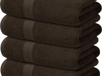 Hotel bath towels & washcloths